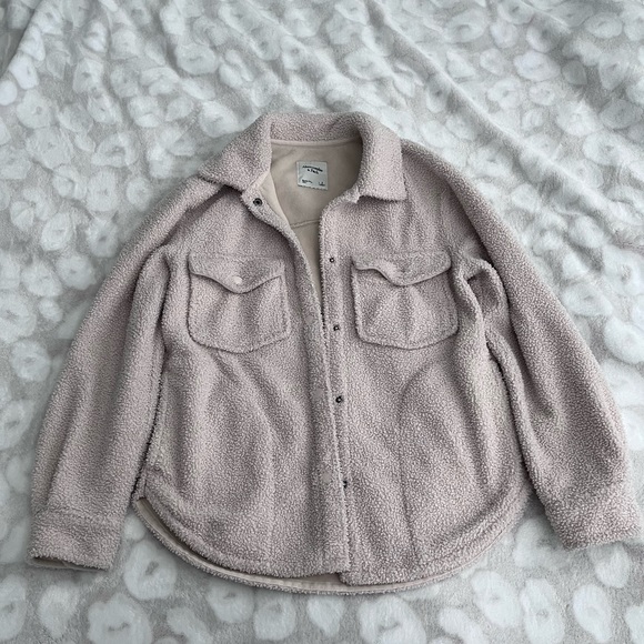 Abercrombie & Fitch Jackets & Blazers - Abercrombie Sherpa Shirt Jacket